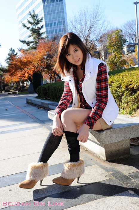 Bejean On Line Photo套图ID1023 201204 First Gravure - Akari Misaki翘臀丰满少妇