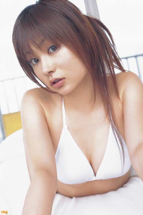 Bomb.TV写真ID0026 2005.07 Akane Suzuki 鈴木茜