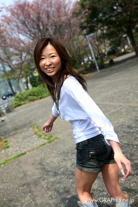 Graphis套图ID0328 2006-05-19 [First Gravure] Nana Otone