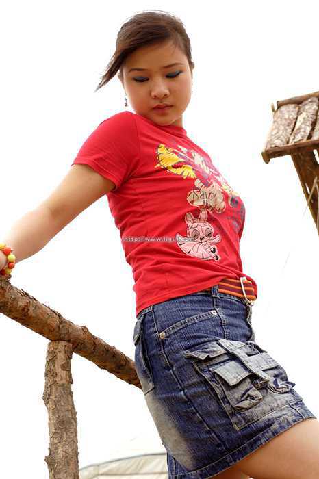 ligui丽柜2004.10.26风情少妇的棉袜性感诱惑