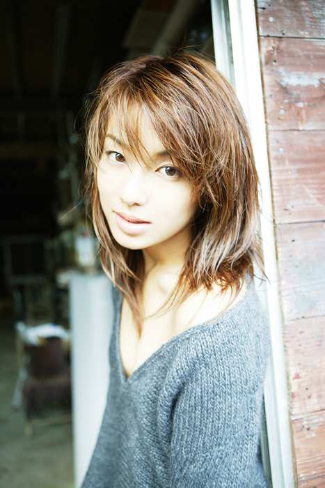 短发性感少妇[NS-Eyes性感美女]No.0412 Rina Uchiyama (内山理名)