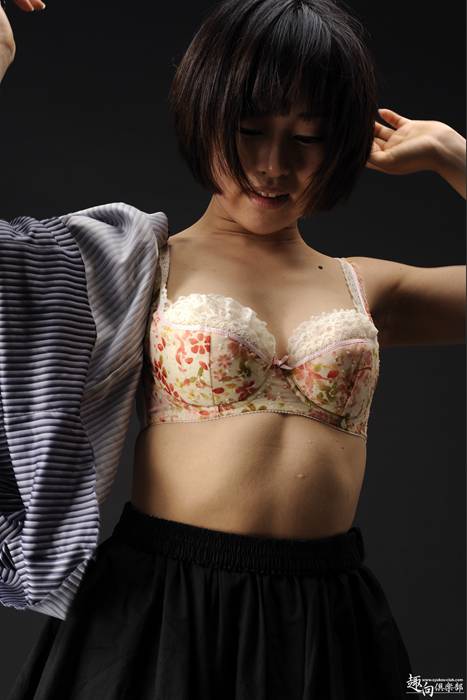 [syukou套图写真冠名版系列]ID0310 2018.07.12 Digi-Girl No.381 美乳  仲間恵[222P126M]--性感提示：女秘书完美身材下体诱惑长发披肩唇红嘟嘟狐狸精美腿卖骚丝袜美女裤衩中间嫩模酥软丰乳半裸出镜裹臀裤袜